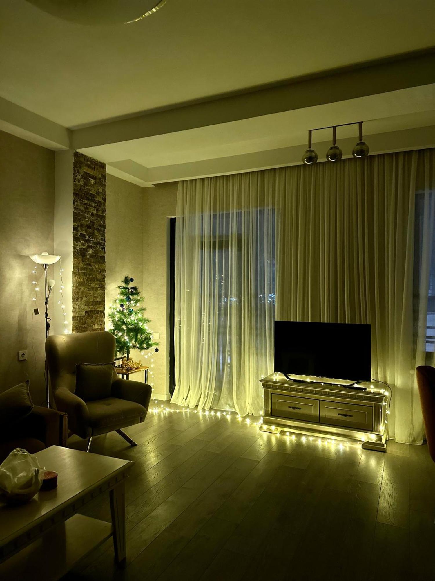 Aparthotel Koetaisi Buitenkant foto
